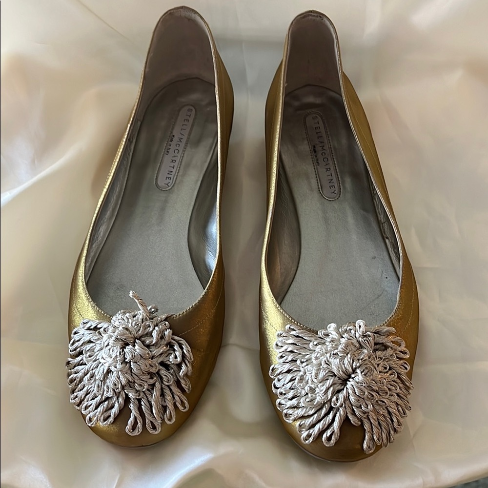 Stella McCartney’s Golden Flats